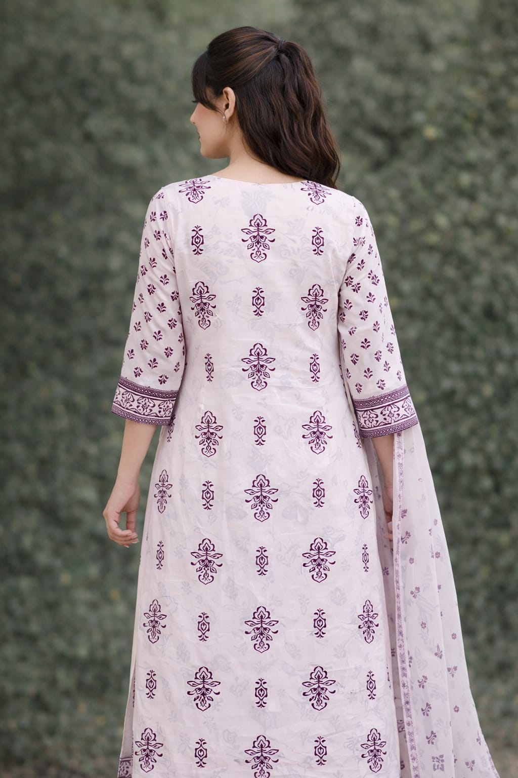 Light Pink Handblock Kurta Set with Sequin Detail – 3 Piece Ethnic Wear